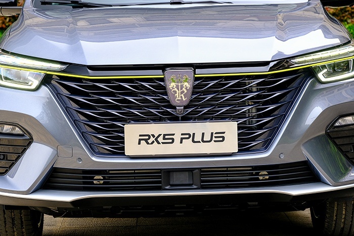 荣威RX5 Plus实拍：“国潮”加持，年轻人更爱的SUV！