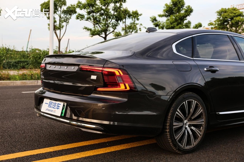 当优雅遇上激情,试驾沃尔沃s90 t8