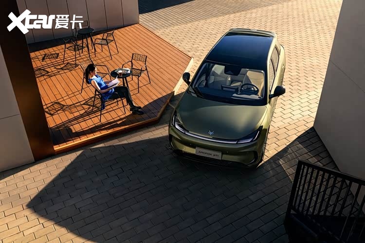 A0级最长续航！极狐贝塔T1 550km上市7.68万起售