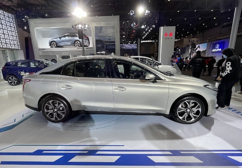 NEDC续航431公里 定位中型纯电轿车 红旗E-QM5发布