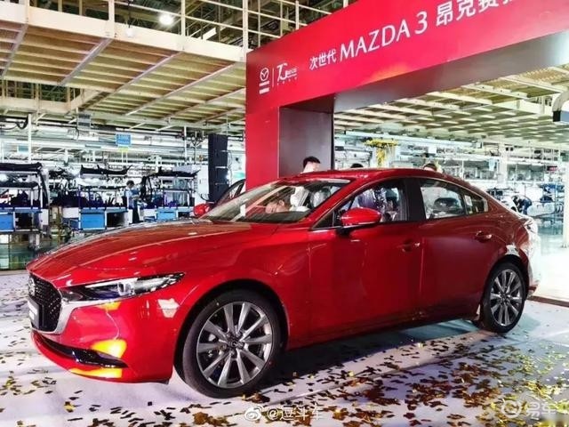 基于第七世代平台打造，整车亮点十足，全新马自达3或9月上市？