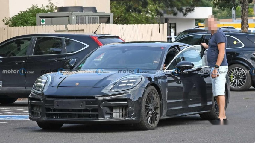 最速四门房车？保时捷Panamera GT3 谍照曝光