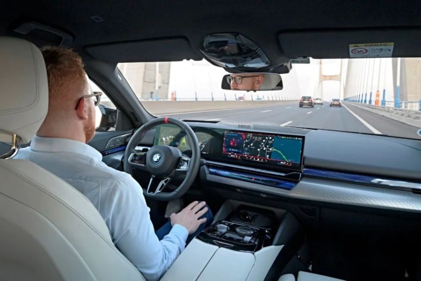 快得离谱！全球首试宝马i5 M60 xDrive，明年引进国内！