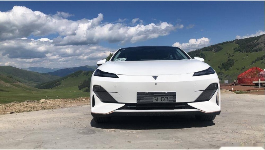 科技与操控并存，试驾后驱纯电长安深蓝SL03