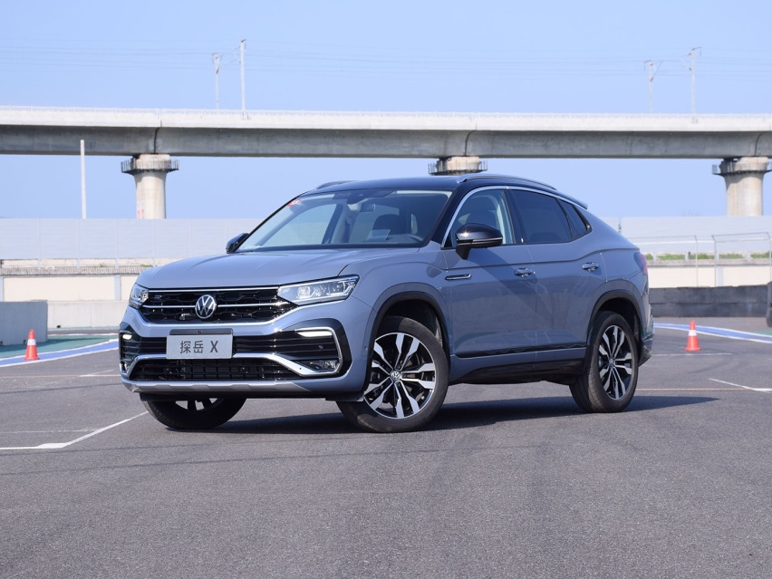 丰田全新轿跑SUV“Harrier”海外上市！网友：谁说丰田是老头乐！