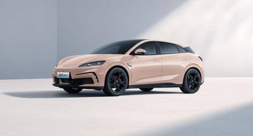 年轻人的第一台GT比亚迪海豹06GT 正式上市，售价13.68万元起