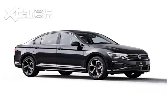 一汽-大众迈腾臻选款上市 售价17.49万元起