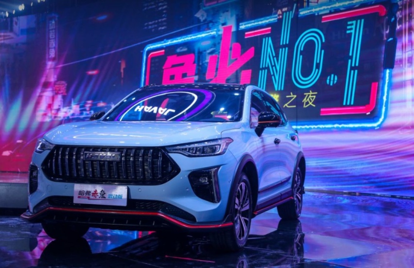 哈弗赤兔进化，两款新动力车上市9.98万起售，混动百公里油耗4.7L