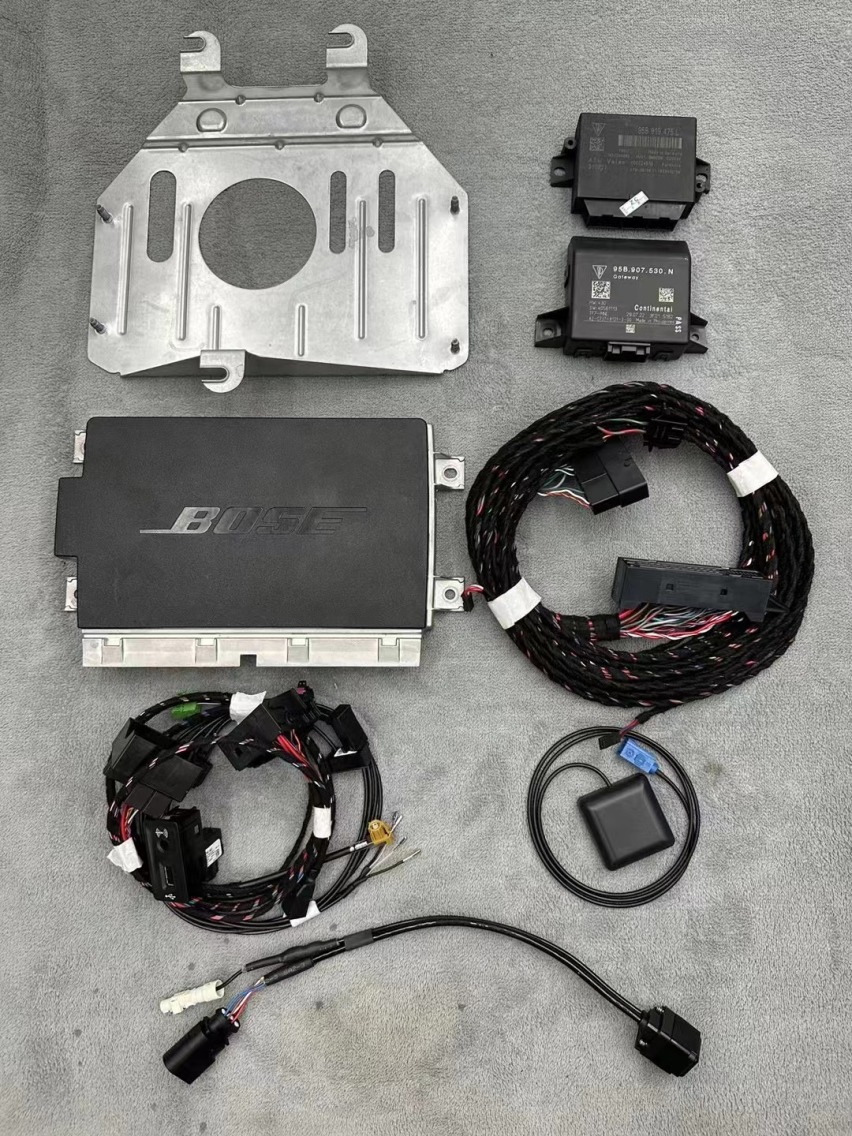 老款保时捷981升级新款PCM主机实现carplay 蓝牙 看视频功能