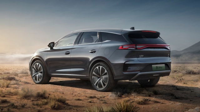 4.3秒能破百的7座SUV,比亚迪唐DM-p养车成本解析