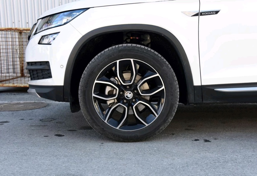 纯正德系品质，七座大SUV，油耗6.9L，跌破19万卖不动