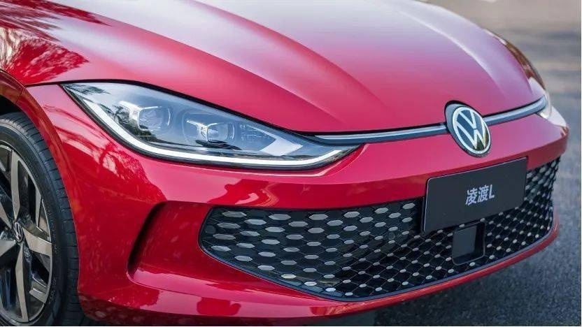 15万级轿跑谁才是“真卷王”？MG7实名PK凌渡L！