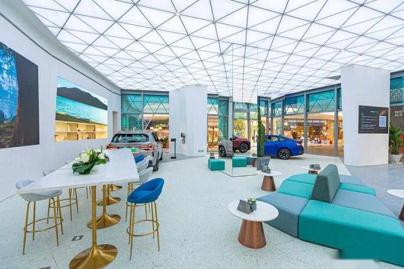 好玩又有料的宝马电动空间！首家BMW i 品牌专属体验店开业