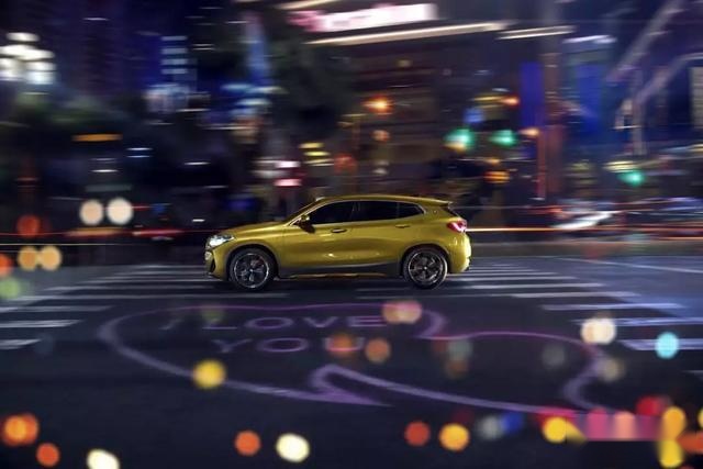 全身上下LOGO最多的宝马到底有什么不同？试驾创新BMW X2