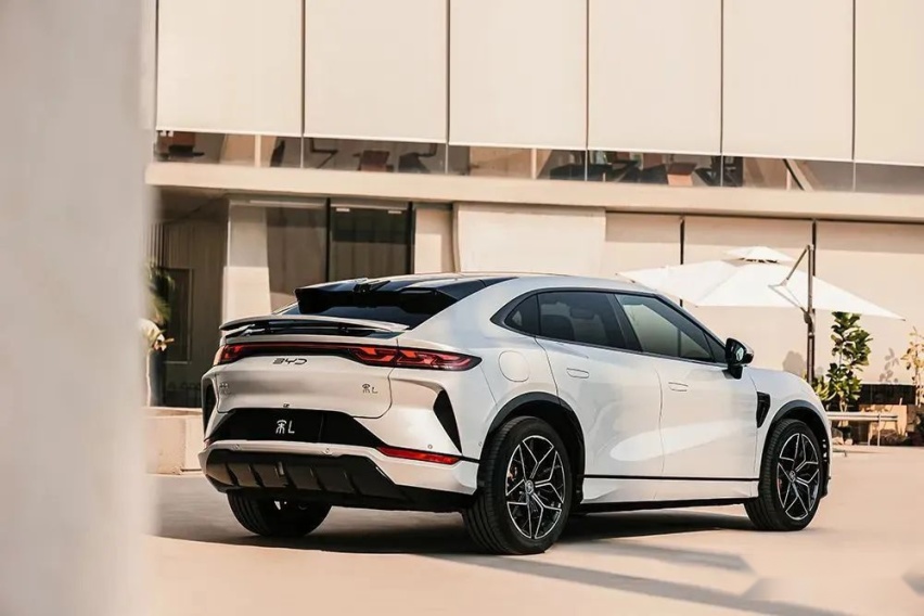 纯电B级猎装SUV 全新比亚迪宋L设计大换代
