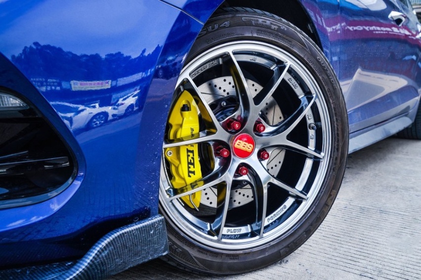 现代菲斯塔前轮刹车改装案例，升TEI Racing前P40NS刹车套装