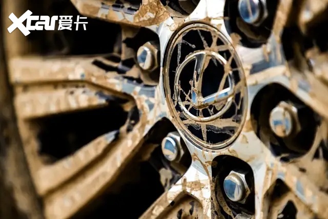 雷克萨斯LX700h,大哥的选择准没错