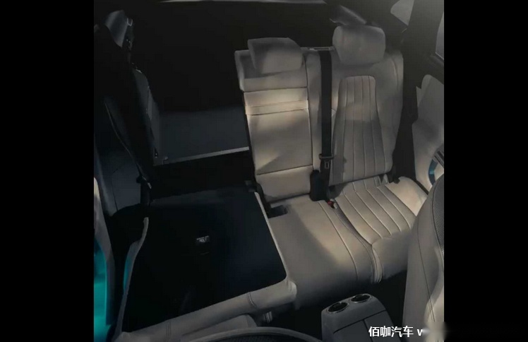奔驰GLA.png
