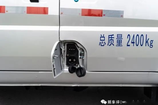 最新车讯：别克英朗重回四缸行列；五菱造出物流专用电动车！