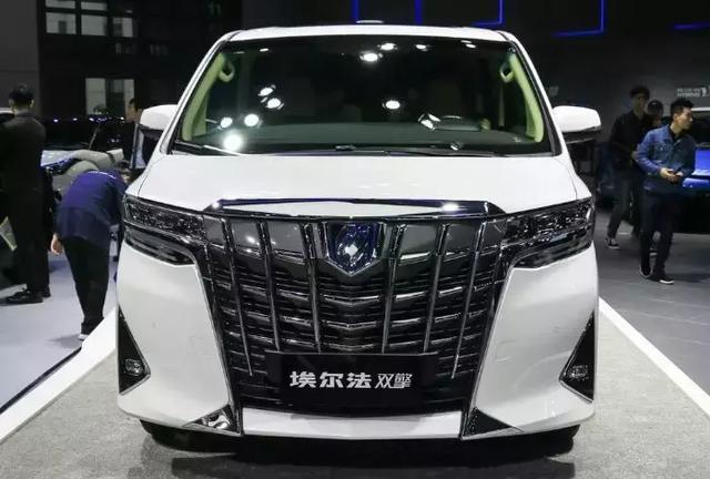 埃尔法双擎的卖得比3.5L还贵！雷克萨斯LM300h会定多少
