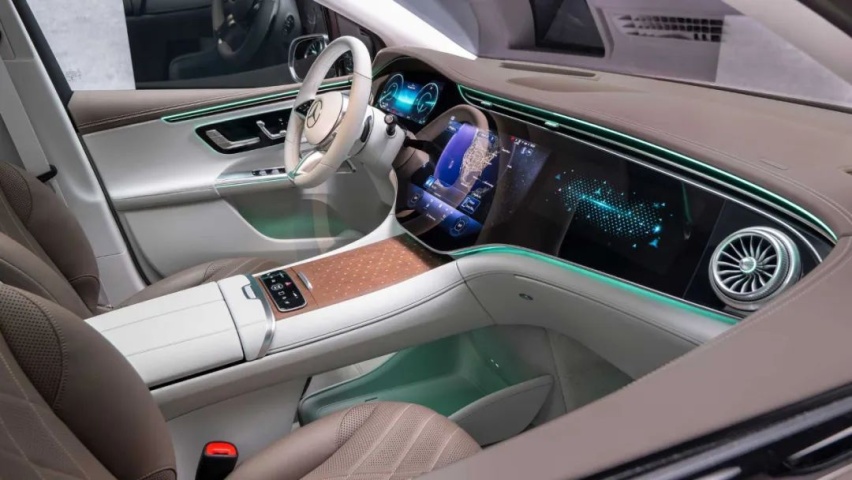 快评奔驰EQE SUV：能比宝马iX卖得好么？