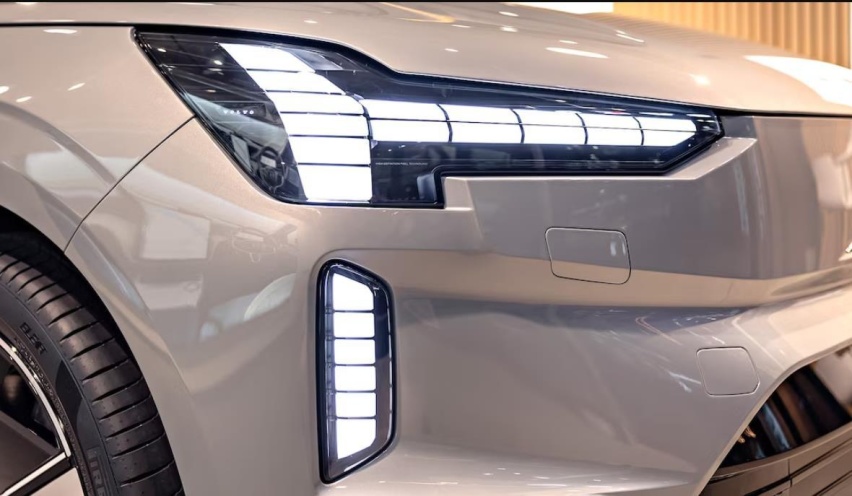 解读沃尔沃EX90纯电SUV，比XC90更坚固，扭矩达910Nm