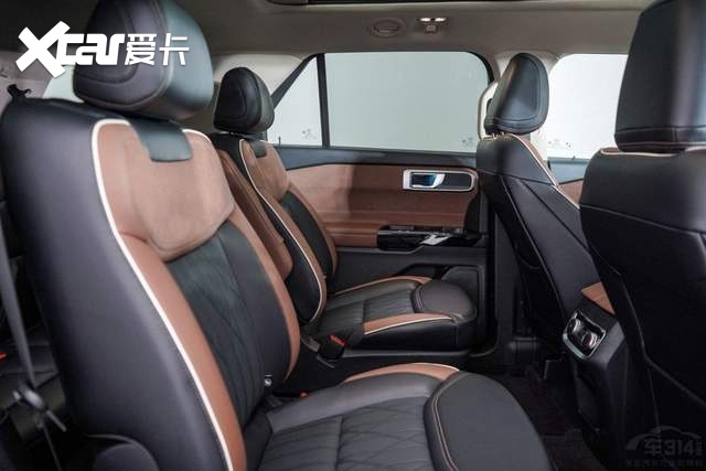 35万买大六座SUV,全新探险者对比理想ONE,选谁?