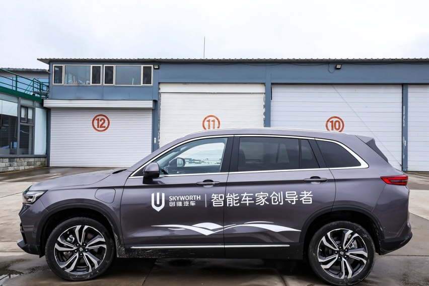 硬刚比亚迪宋PLUS EV？创维EV6竞争力分析