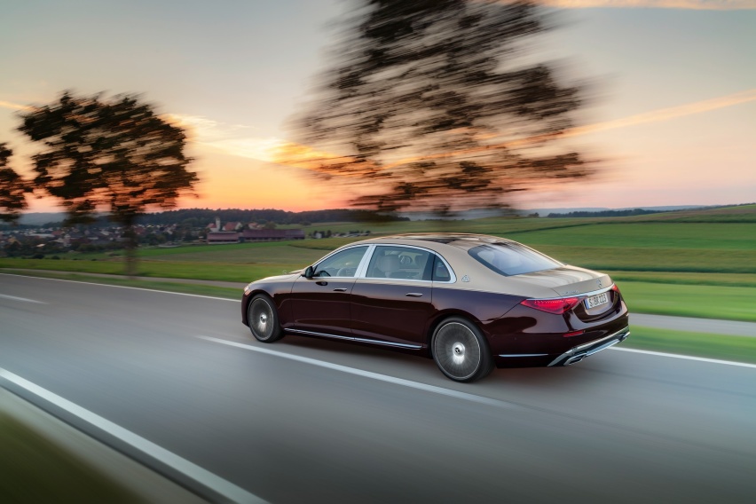 全新迈巴赫S级在美国售价超120万，配4.0T V8引擎