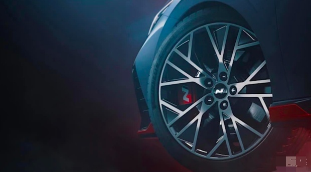 韩系小钢炮，现代i30 Sedan N预告图曝光