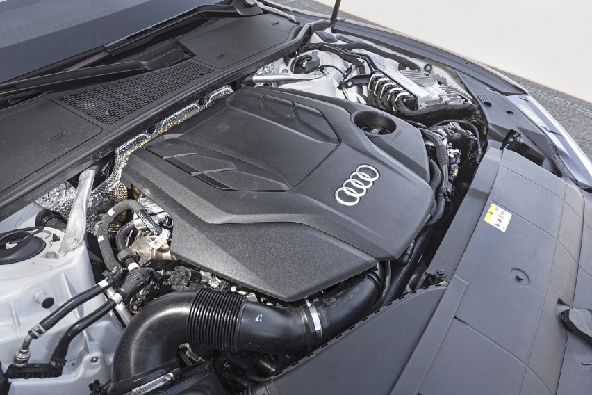巅峰体验: 奥迪A7和BMW 840i谁能脱颖而出