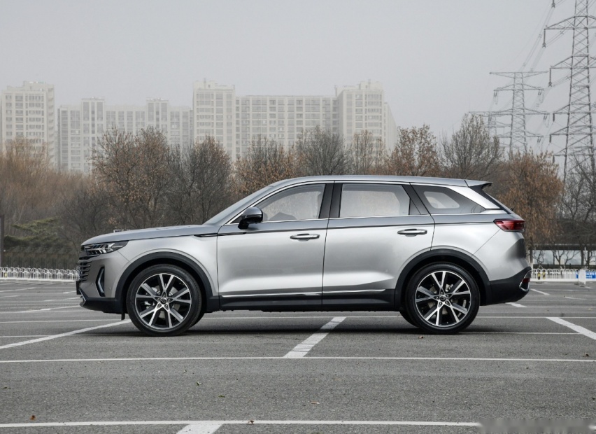 不应该被忽视的中型SUV：比途观L大，2.0T配8AT，13.49万起