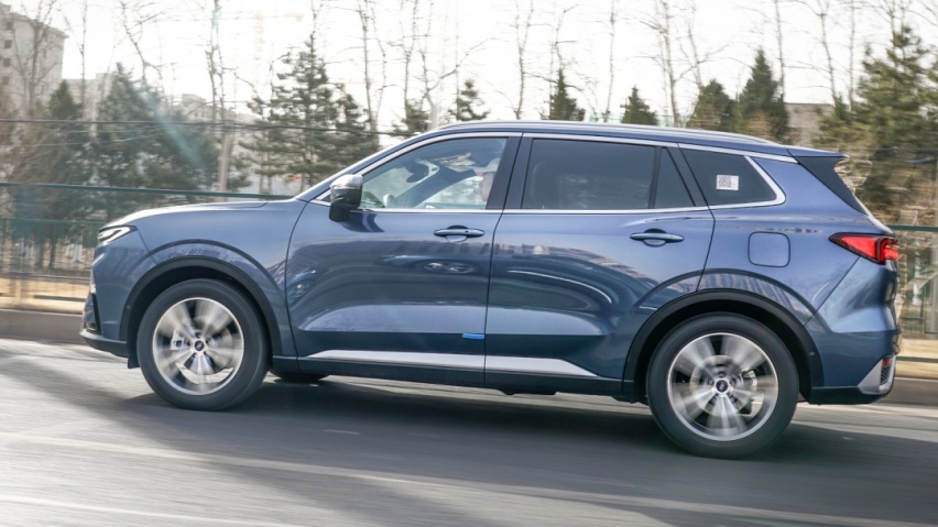 福特最便宜的中型SUV，开着值不值15万？