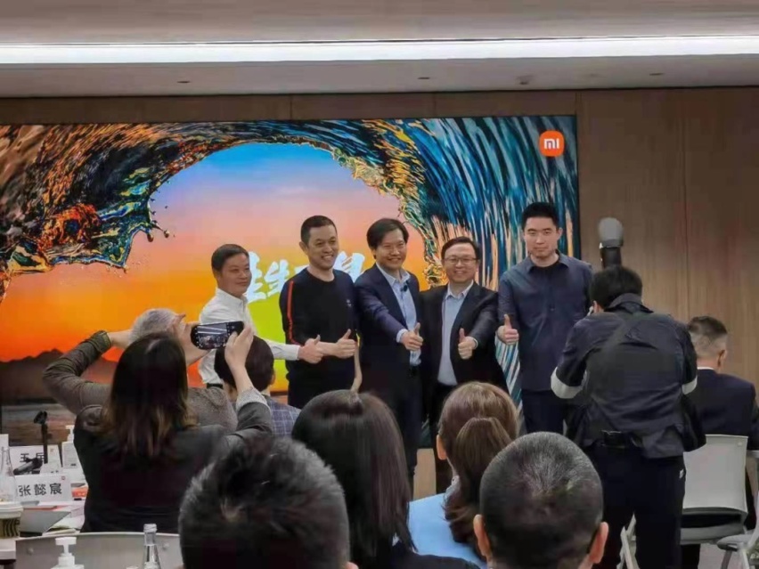 小米造车引发的全网狂欢，究竟震慑了谁？