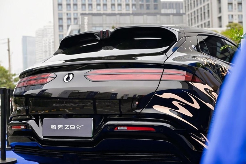 腾势Z9GT开启全国交付,济南举行隆重集中交付仪式