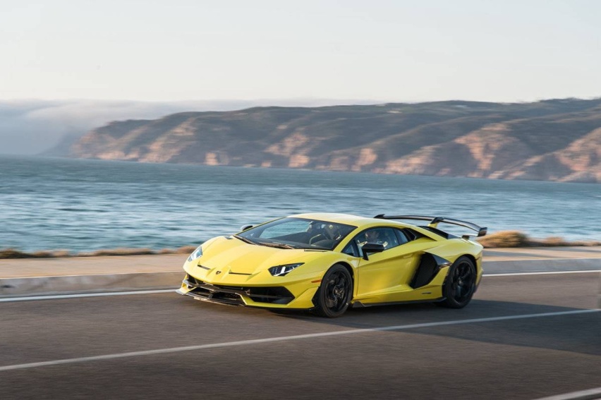 04 - 兰博基尼Aventador SVJ.jpg