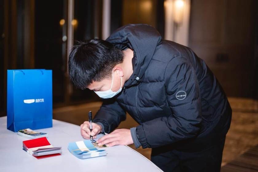 卉眼识车|边看球边狂欢冠军之夜与吉利共享世界杯盛宴