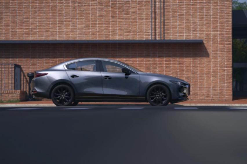 次世代MAZDA3昂克赛拉，驾控C位就选它？