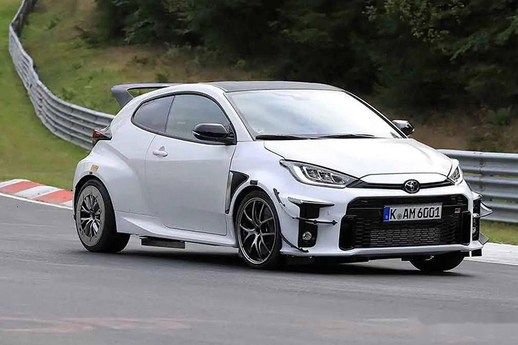 ���͸��鼤�M �S��GRMN YARiS�~�����֜yԇՙ���ع�