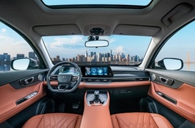 捷途山海L7PLUS  在鸟鸣中自然醒，露营清晨的第一缕阳光在床上