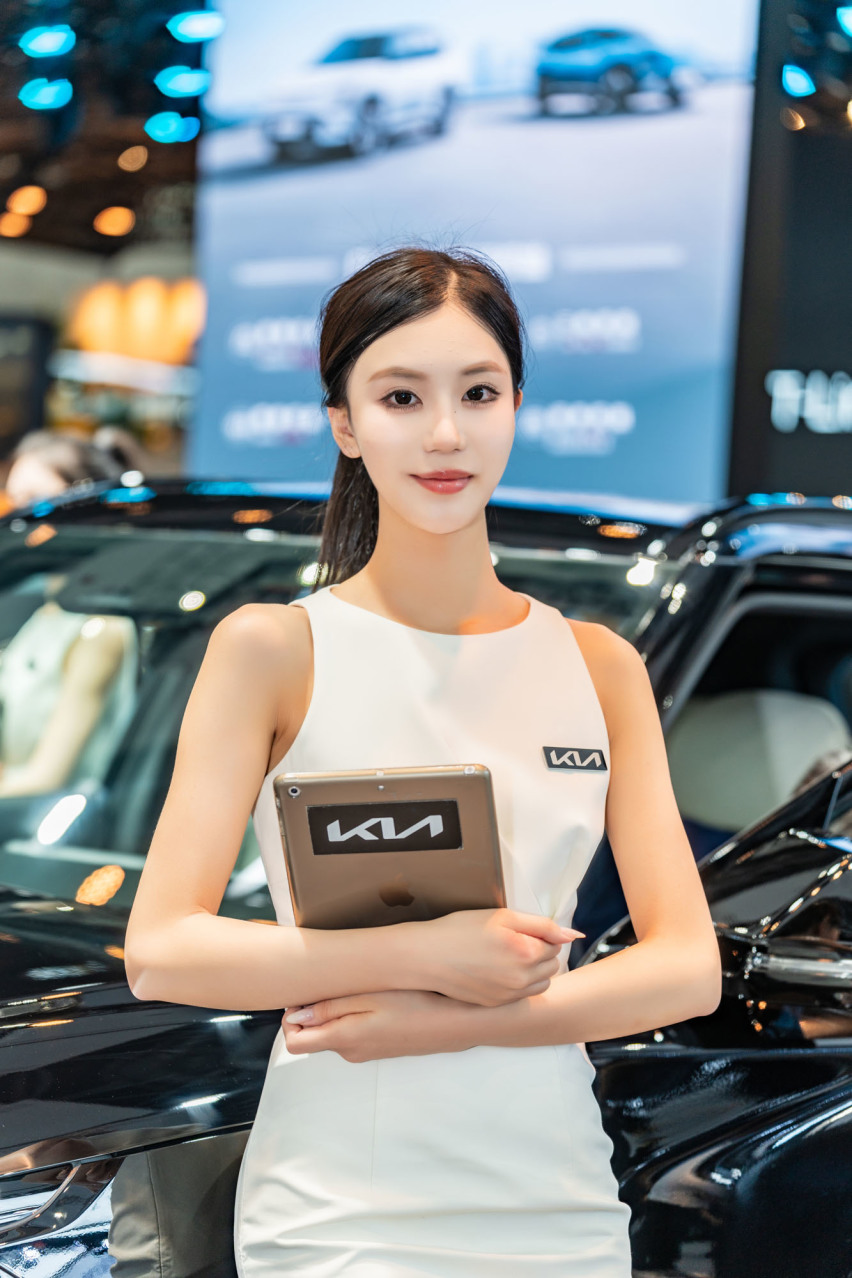 2024广州车展小姐姐大合集！是真男人就坚持到最后一张！