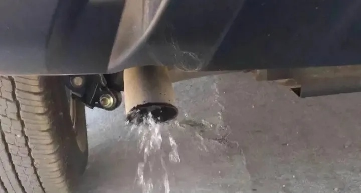不耐烧、“排气喷水”，国6B汽油的真面目如何？