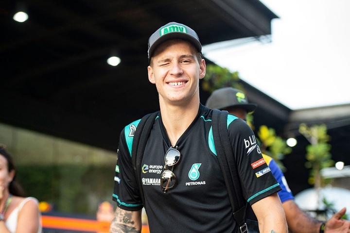宅在家里的MotoGP车手是如何训练的？
