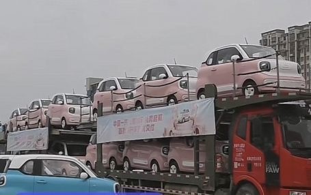 喜讯：中国一汽盐城分公司投产 ，奔腾小马量产下线