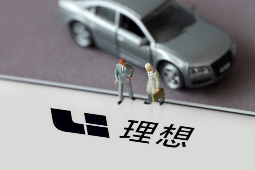 理想汽车谈盈亏，每年将推两款新车，2023年将发布首款纯电车