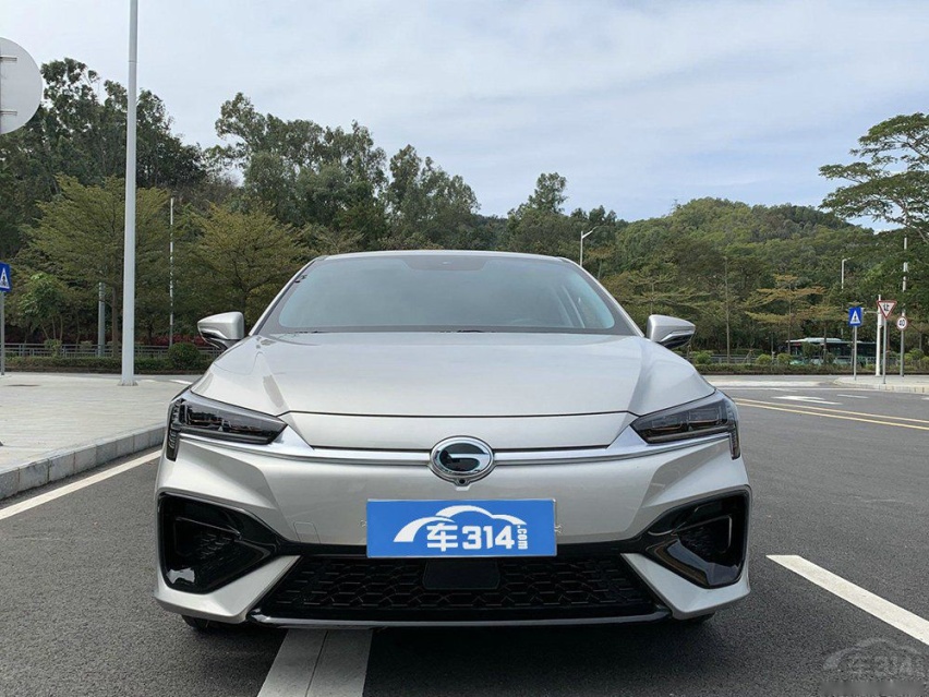 埃安AION S对比深蓝SL03 谁更适合家用？