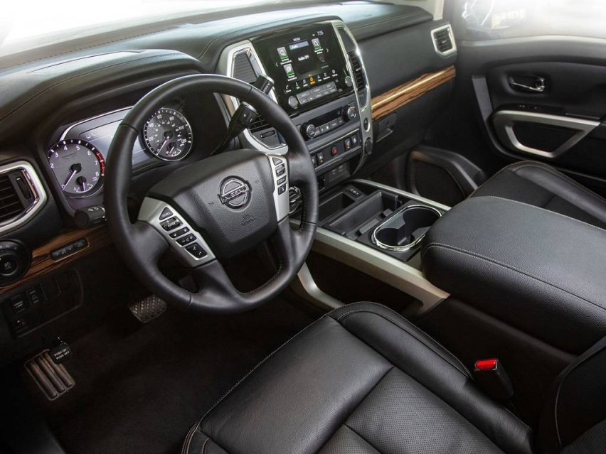 Nissan-Titan-2020-1280-28.jpg