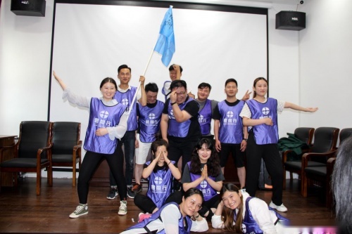 熔炼团队，铸力前行！涵海控股2020首届拓展训练圆满落幕！