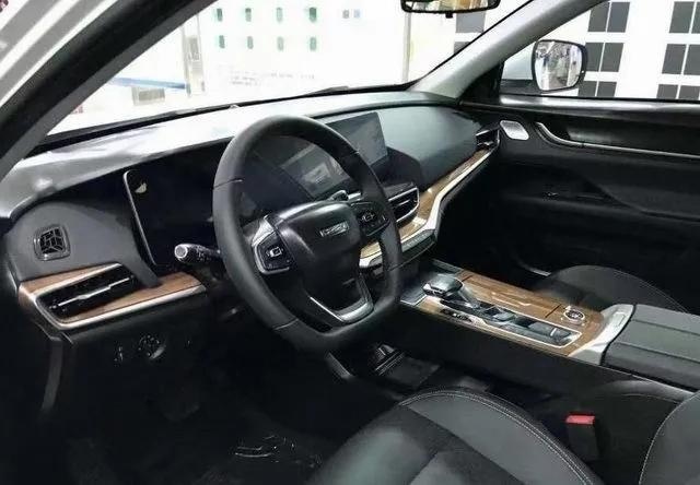 国产汽车6月发威了，红旗、长安、奇瑞新能源登场