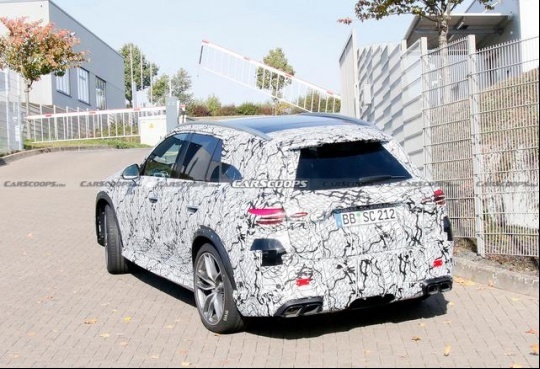 小排量混动系统，全新AMG GLC 63谍照曝光